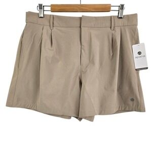 NWT Apana Women's Beige Pleated Front Stretch Woven Activewear Shorts Large